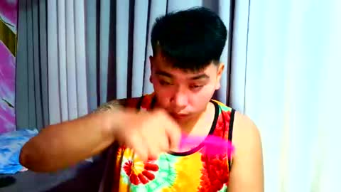 Snapshot of iconic_vince chatting on October 13, 2025, 1:55 pm iconic_vince online show from October 13, 2025, 1:55 pm