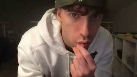 Snapshot of icyninesix chatting on December 18, 2024, 11:08 pm icyninesix online show from December 18, 2024, 11:08 pm