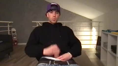 Snapshot of icyninesix chatting on January 11, 2025, 10:40 pm icyninesix online show from January 11, 2025, 10:40 pm