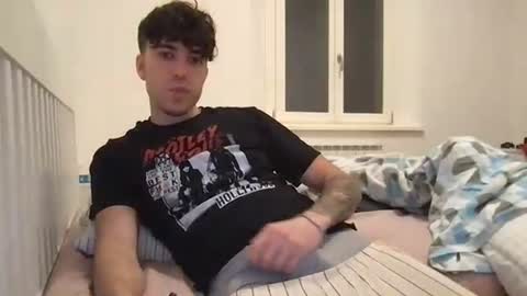 Snapshot of icyninesix chatting on January 24, 2025, 1:45 am icyninesix online show from January 24, 2025, 1:45 am