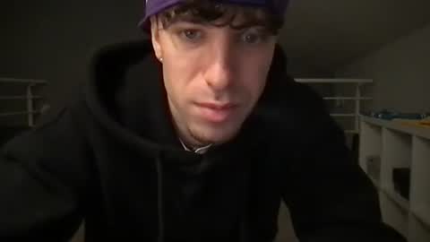 Snapshot of icyninesix chatting on February 1, 2025, 12:51 am icyninesix online show from February 1, 2025, 12:51 am