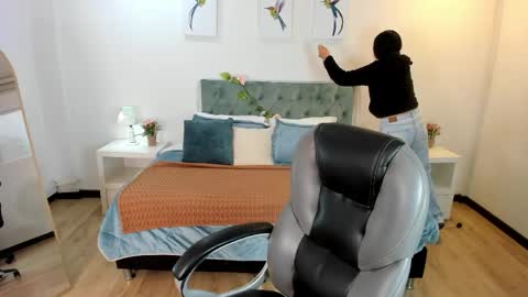 Snapshot of icysweetcam chatting on June 7, 2026, 11:47 am Icy online show from June 7, 2026, 11:47 am