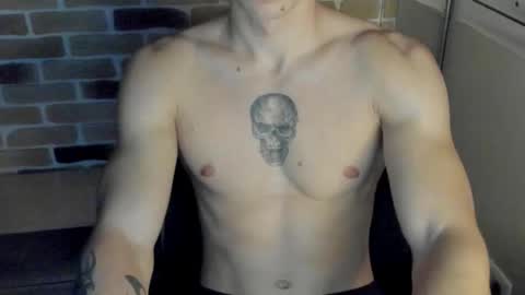 yo online show from October 30, 2025, 9:15 pm