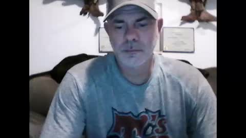 idkwhyidothis348732 online show from December 16, 2024, 11:50 pm