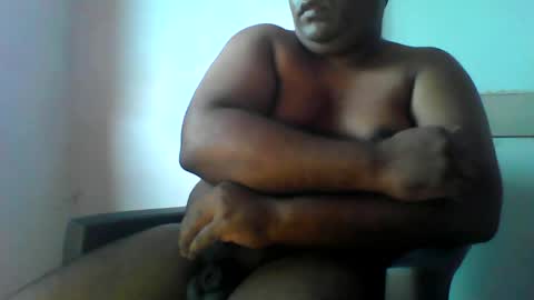 Snapshot of idontmind367890646 chatting on August 2, 2026, 5:39 am idontmind367890646 online show from August 2, 2026, 5:39 am