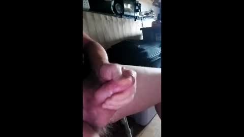 ieatpussy1972 online show from April 4, 2026, 11:02 pm