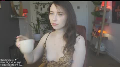 Snapshot of ifyouleave chatting on April 2, 2026, 10:35 am Belle online show from April 2, 2026, 10:35 am