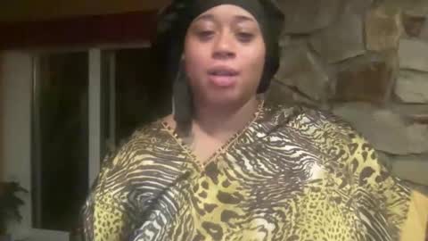 Snapshot of ih8vyx chatting on September 27, 2025, 5:23 am ih8vyx online show from September 27, 2025, 5:23 am