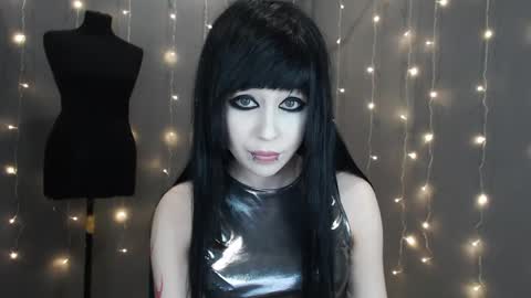 iiiiiiis online show from April 9, 2026, 7:52 pm