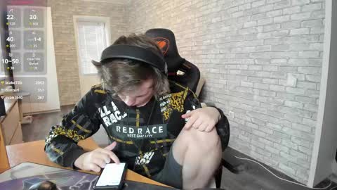 iliaskris online show from March 12, 2025, 7:02 am