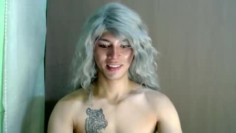 Snapshot of ill_moan_foryouxx chatting on December 14, 2025, 1:49 pm QUEEN KATH online show from December 14, 2025, 1:49 pm