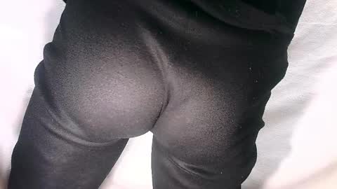 Snapshot of illubricat chatting on November 28, 2025, 10:56 pm illubricat online show from November 28, 2025, 10:56 pm