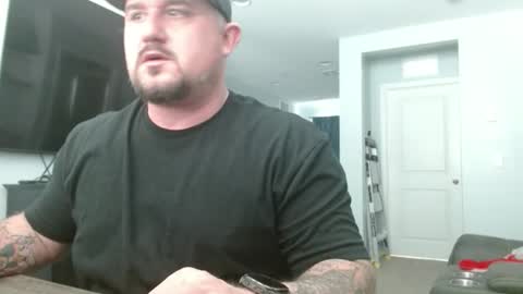 Letsgogetit online show from January 6, 2026, 5:16 pm