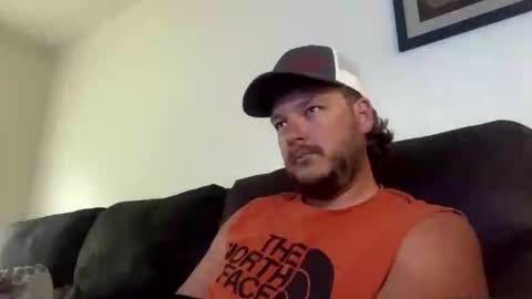 ilovefishing4 online show from April 18, 2026, 11:38 pm