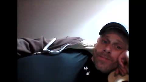 Snapshot of ilovesquirterz1 chatting on January 23, 2025, 6:39 am Ilovesquirterz1 online show from January 23, 2025, 6:39 am