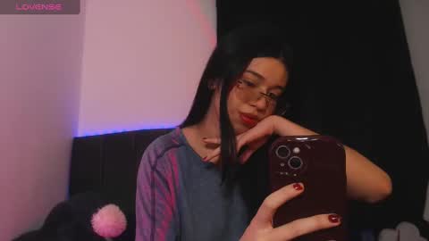 Ily Bea online show from January 21, 2025, 1:50 am