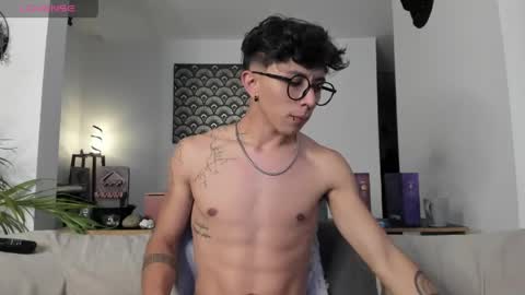 IM  THOMAS online show from May 28, 2026, 12:52 am