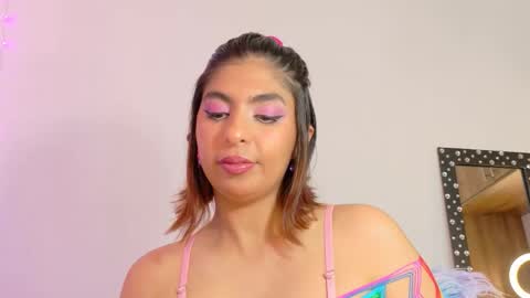 Snapshot of im_anna_ chatting on November 5, 2025, 9:59 pm im_anna_ online show from November 5, 2025, 9:59 pm