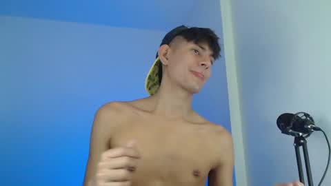 Snapshot of im_davo23 chatting on January 10, 2025, 4:01 am Davo online show from January 10, 2025, 4:01 am