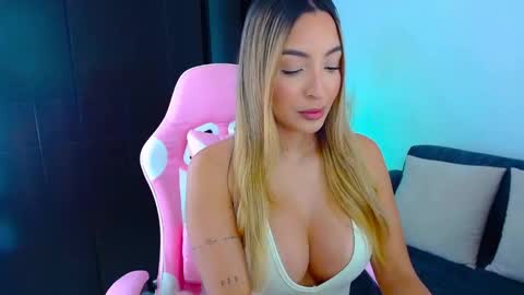 Grecia online show from March 1, 2026, 10:45 pm