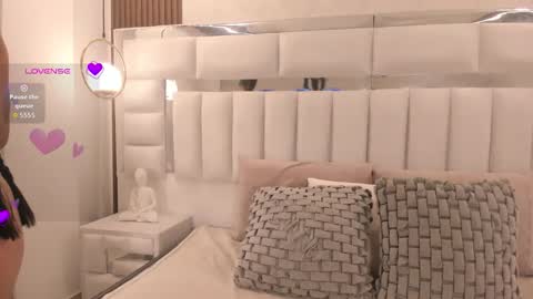 Kazumi online show from March 23, 2026, 1:15 pm