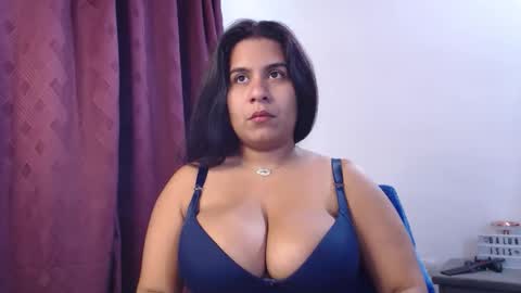 im madissonwell online show from October 3, 2025, 2:41 am