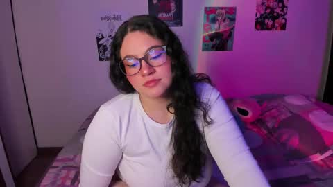 mei mei uwu online show from February 4, 2026, 2:06 am