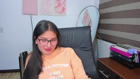 Mia online show from August 1, 2026, 12:10 am