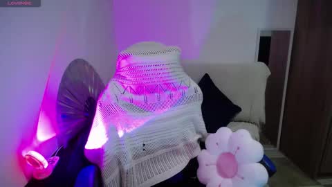 Snapshot of im_misssilver chatting on November 12, 2025, 2:01 am im_misssilver online show from November 12, 2025, 2:01 am