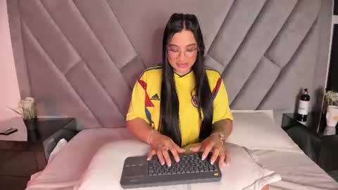 Snapshot of im_natalieefoster chatting on June 23, 2026, 10:35 am natalie online show from June 23, 2026, 10:35 am