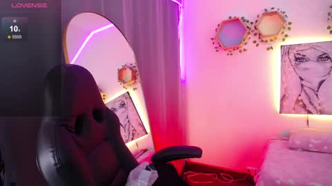 Jade Rosse online show from October 7, 2025, 6:38 pm