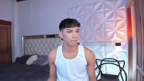 im_sebaslopez online show from February 8, 2026, 7:17 pm