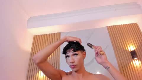 im_sebaslopez online show from May 16, 2026, 11:31 am