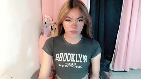 im_yourfairyannaxx online show from February 15, 2026, 5:04 am