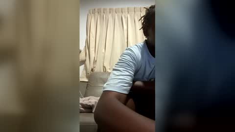 Snapshot of imanizuri chatting on February 16, 2026, 12:01 pm imanizuri online show from February 16, 2026, 12:01 pm