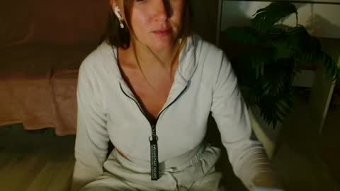 Carrie online show from April 16, 2026, 3:13 pm