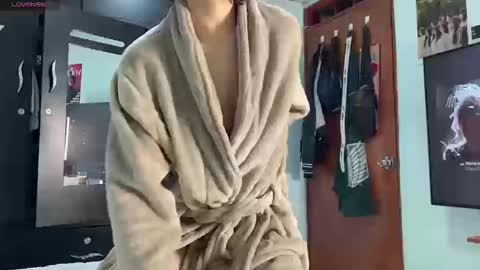 Colton Alvin Independent model online show from September 19, 2025, 11:05 pm