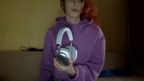 Snapshot of imelissa8malis chatting on February 16, 2026, 9:38 am irina online show from February 16, 2026, 9:38 am