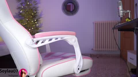 imjess_ online show from December 19, 2024, 4:13 am