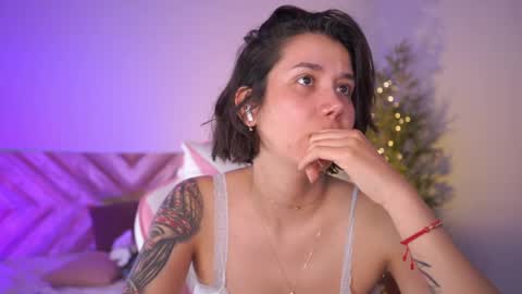 imjess_ online show from March 10, 2025, 3:12 am