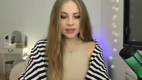 ImKeira online show from January 11, 2025, 7:38 pm