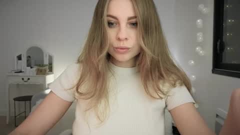 ImKeira online show from February 2, 2025, 8:08 pm