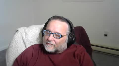 Snapshot of imkmac chatting on November 24, 2025, 5:34 pm Kel online show from November 24, 2025, 5:34 pm