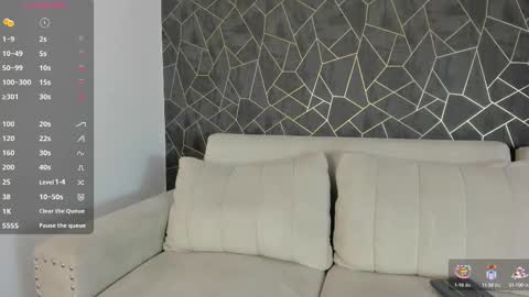 Snapshot of imkrystall chatting on March 8, 2025, 8:35 pm Krystall online show from March 8, 2025, 8:35 pm