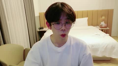 Snapshot of imlowerlife chatting on December 22, 2025, 2:25 pm imlowerlife online show from December 22, 2025, 2:25 pm