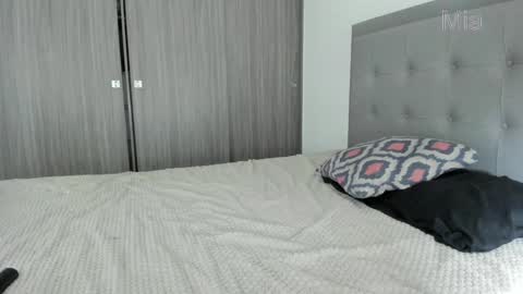 mia ---------  COL TIME online show from January 24, 2025, 1:03 am