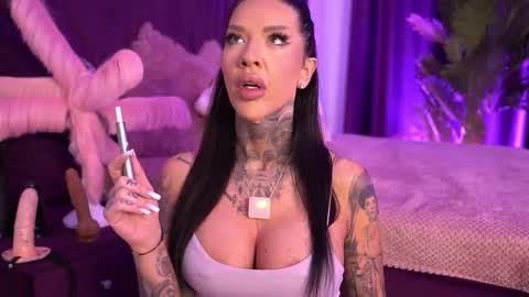 Scarlet online show from February 14, 2026, 6:21 am