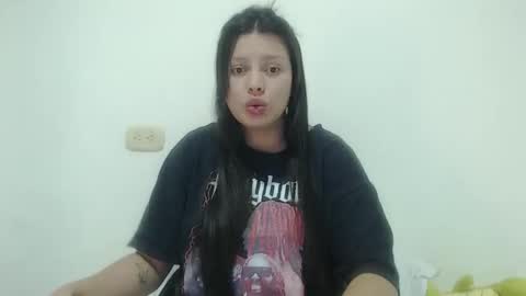 imsweetlips online show from October 19, 2025, 9:26 pm