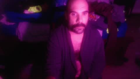 I use to be imeverythingandnothing online show from December 5, 2024, 11:40 pm