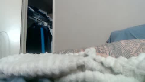 Snapshot of imtooolegit chatting on January 18, 2025, 7:07 am pYDeYLoC online show from January 18, 2025, 7:07 am